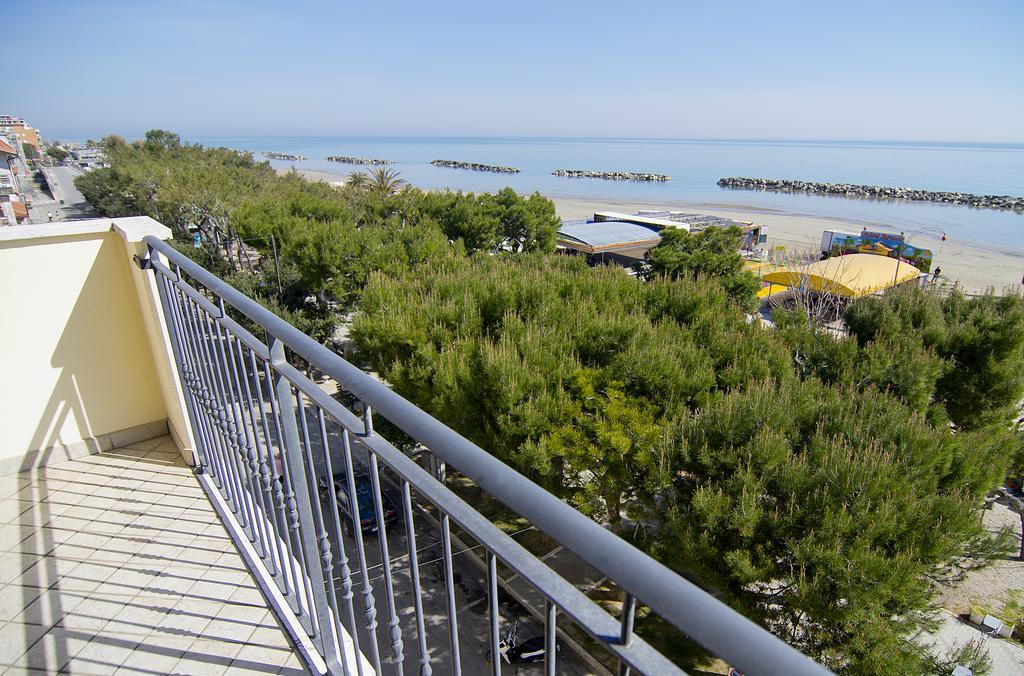 Hotel Capital Cupra Marittima Chambre photo