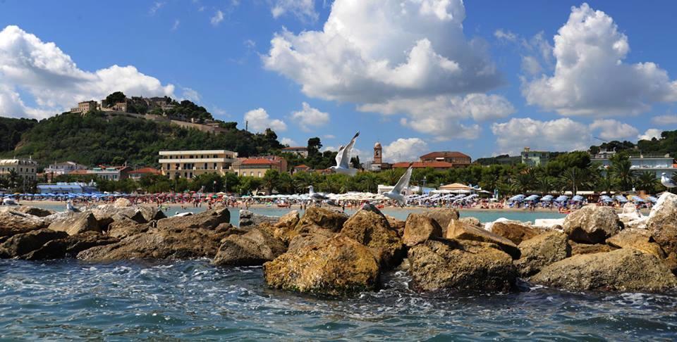 Hotel Capital Cupra Marittima Extérieur photo